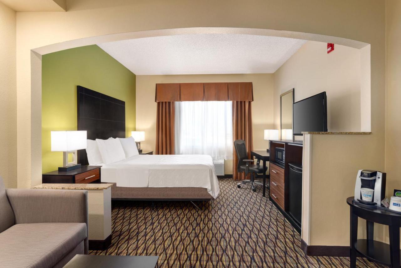 Holiday Inn Express Hotel & Suites Edmond By Ihg Bagian luar foto