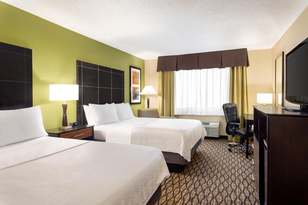 Holiday Inn Express Hotel & Suites Edmond By Ihg Bagian luar foto